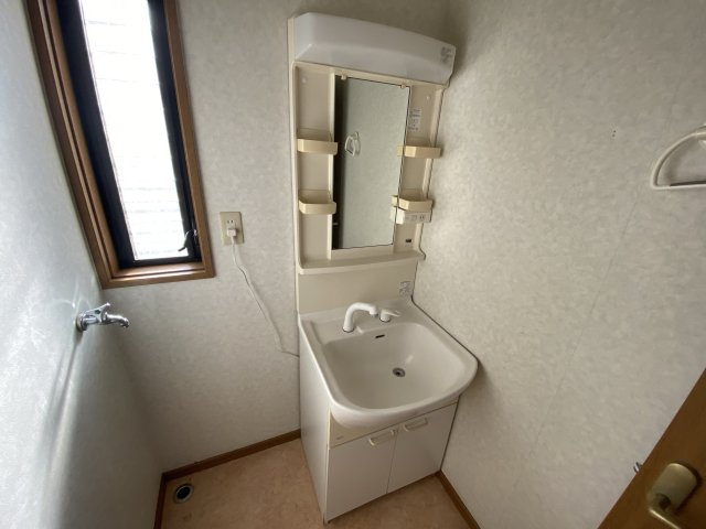 平野組メゾネットの洗面所