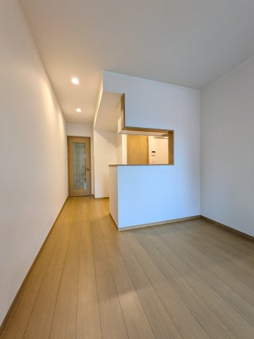 【居間・リビング】 | Soga Architect BLDⅡ | きれいな内装のリビングです
