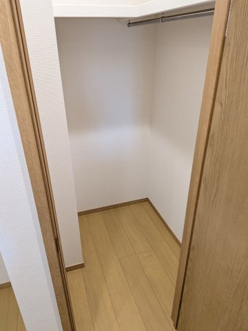 【収納】 | Soga Architect BLDⅡ | お洋服もたくさんしまえます