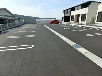 【駐車場】 | ル・グラン湯梨浜　Ⅰ