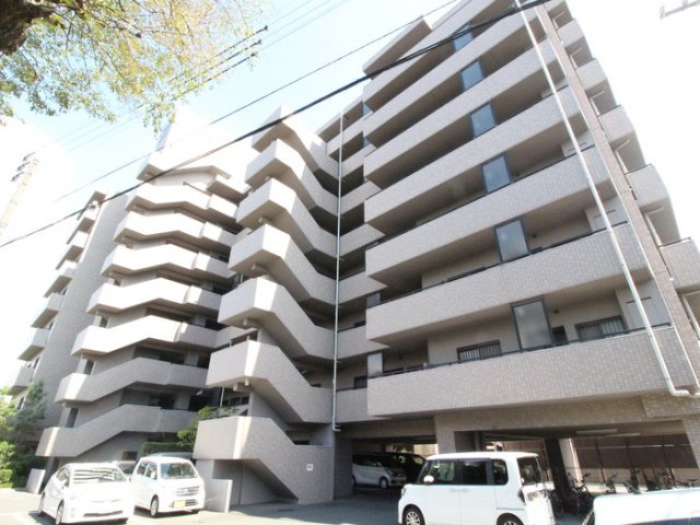 サーパス諏訪野【10,000円キャッシュバック対象物件】の外観|外観もきれいです