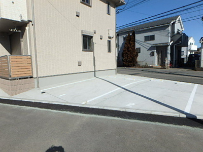 敷地内駐車場（有料・要空き確認）