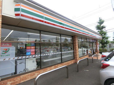 セブン-イレブン 藤沢羽根沢店まで550ｍ