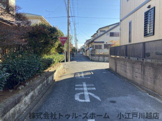 【前面道路含む現地写真】