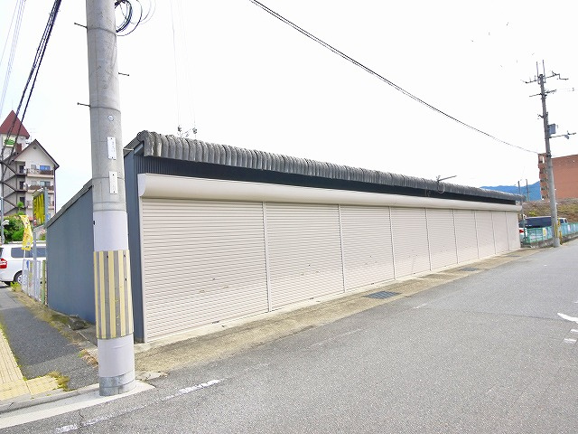 中川モータープール（822）