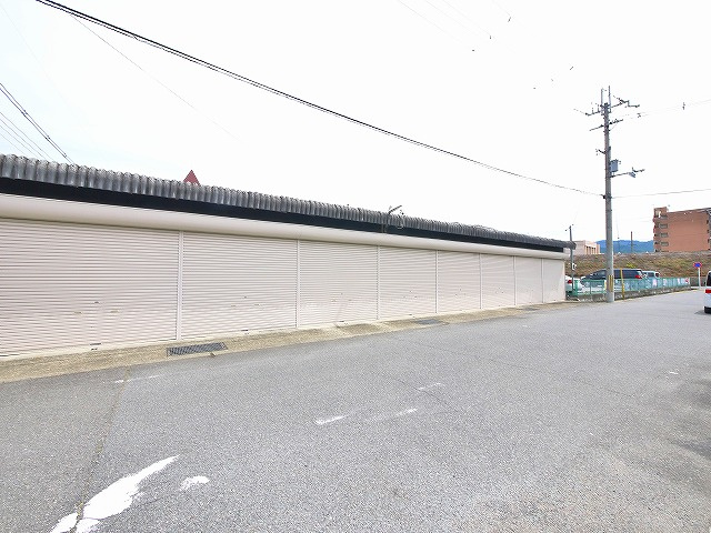 中川モータープール（822）