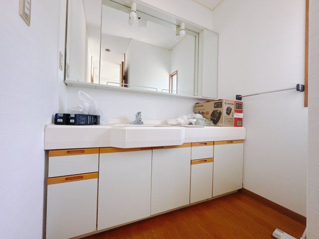 【中古住宅】高崎市山名町　の独立洗面台|■洗面室