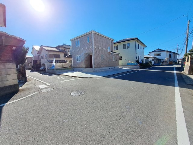 新築　高崎市正観寺町2期　Heartful　Town　1号棟の前面道路含む現地写真|現地写真　東側接道幅員約4.5ｍ