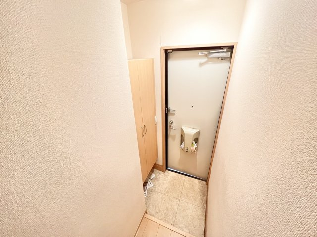 スタッピハウスの玄関|※別部屋参考写真