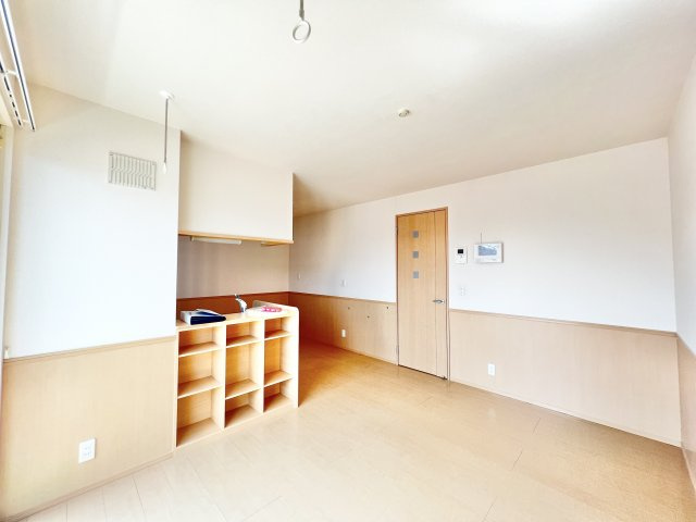 スタッピハウスの内装|※別部屋参考写真