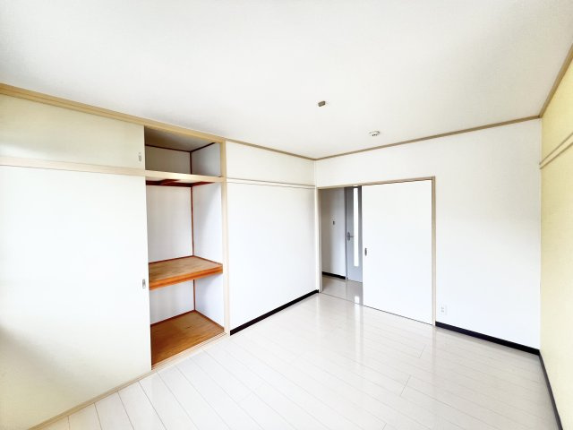 ユーロアベニュー四街道の子供部屋|※別部屋参考写真