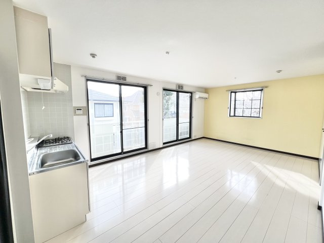 ユーロアベニュー四街道の居間・リビング|※別部屋参考写真