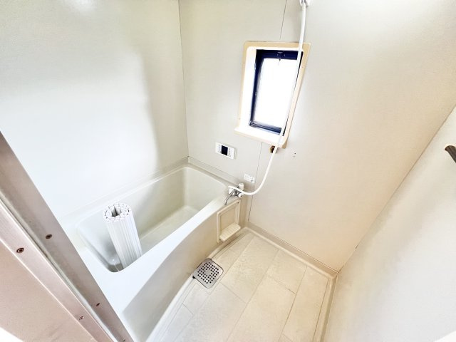 ユーロアベニュー四街道の浴室|※別部屋参考写真