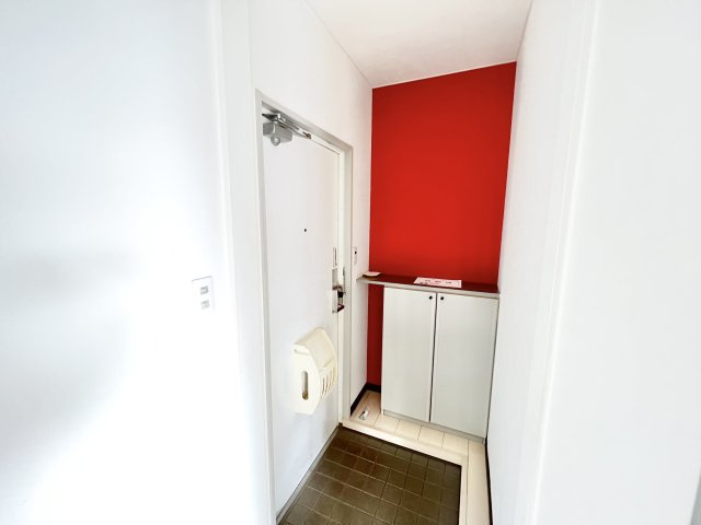 ユーロアベニュー四街道の玄関|※別部屋参考写真