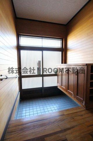 山下貸家のエントランス|毎日通るエントランスはこのようになっています