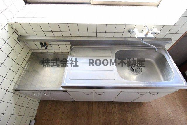 山下貸家のキッチン|使いやすいキッチンです