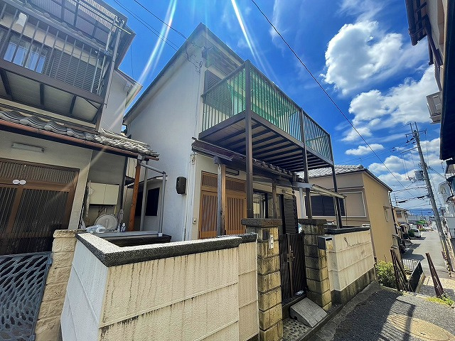 東九条町戸建（719-12）の外観|きれいな外観です