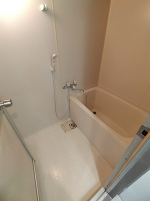 【浴室】 | Blue Tarumi