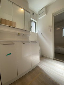 【独立洗面台】 | 神戸市灘区上野通3丁目　戸建て