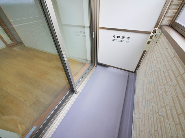 クレアール芝辻町のバルコニー