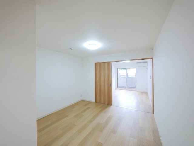 クレアール芝辻町の居間・リビング