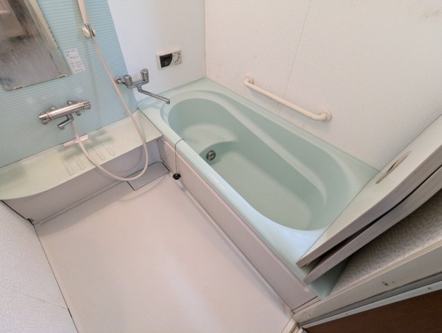 （定期借家）住之江4-3戸建　2階建の浴室