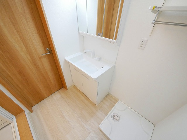 クレアール芝辻町の洗面所|使いやすい洗面所です