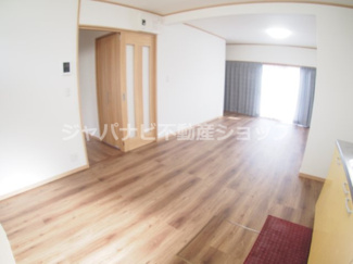 【居間・リビング】 | 杉戸町倉松4丁目 中古戸建て