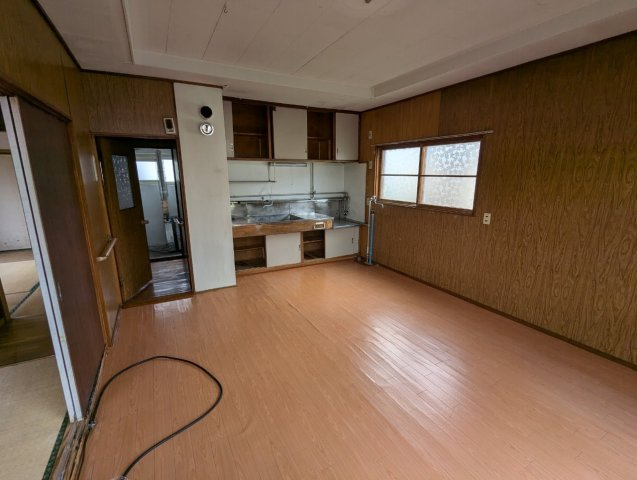【定期借家】住之江4-3平屋（物置）の居間・リビング