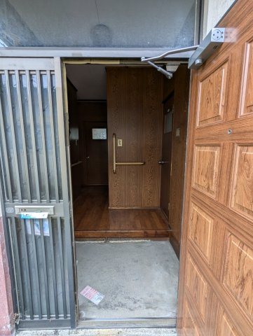 【定期借家】住之江4-3平屋（物置）のエントランス