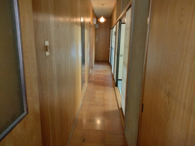 【設備】 | 岡谷市長地柴宮2丁目 中古住宅⑦ | 廊下