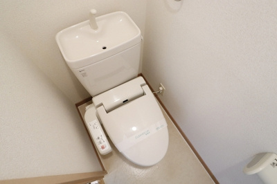 【トイレ】 | ピコロ九産大Ⅰ | 別号室の写真になります。現況優先。