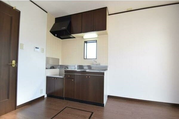 ＥＶＥＲ ＧＲＥＥＮ ＨＯＵＳＥのキッチン