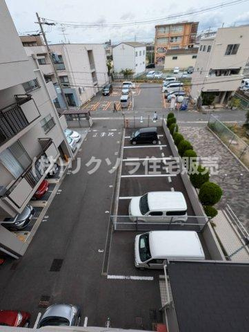 ルネ寝屋川の駐車場|■物件内覧・資金計画相談・住宅ローン相談、リフォーム相談、お問合せ受付中■
※当日・翌日のご内覧、ご相談はお電話でのお問合せがスムーズです！