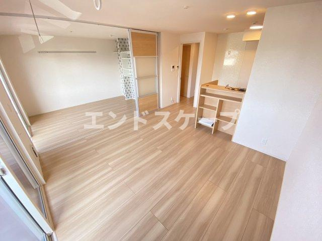 スカイハートシーの居間・リビング|高崎、前橋、伊勢崎エリアのお部屋探しはエンドスケープまで！お客様の理想お聞かせ下さい♪
設備や建具の色が異なる場合があります。