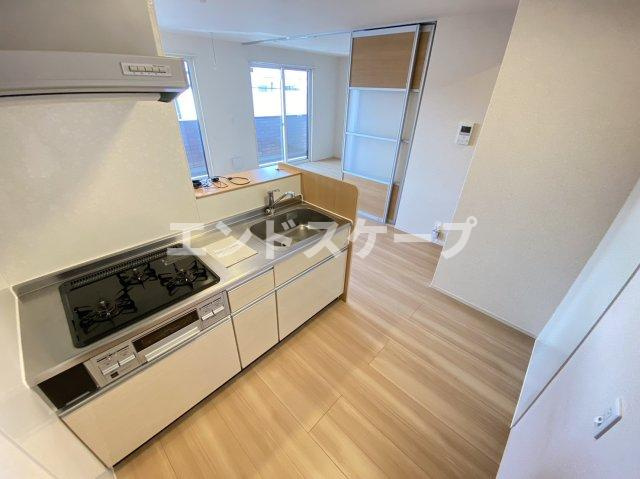 スカイハートシーのキッチン|高崎、前橋、伊勢崎エリアのお部屋探しはエンドスケープまで！お客様の理想お聞かせ下さい♪
設備や建具の色が異なる場合があります。