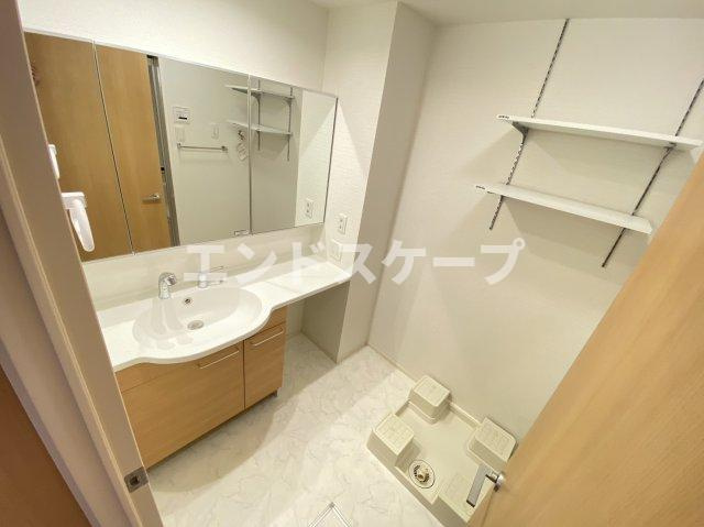 スカイハートシーの洗面所|高崎、前橋、伊勢崎エリアのお部屋探しはエンドスケープまで！お客様の理想お聞かせ下さい♪
設備や建具の色が異なる場合があります。