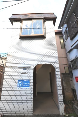 モンピアの外観