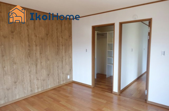 明石市朝霧台　中古一戸建の子供部屋|●年中無休：当日予約可●収納スペースも広く、荷物が多くなりやすいお子様なども安心です。