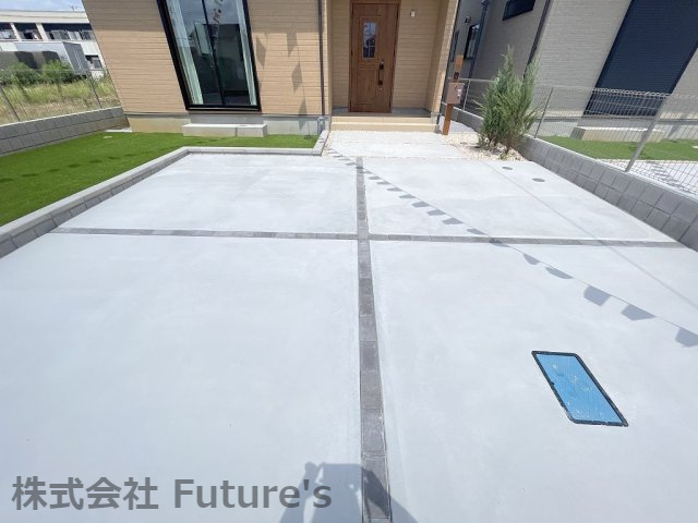 三郷市泉2丁目　新築戸建　全9棟　F号棟の駐車場|カースペース並列3台駐車可能