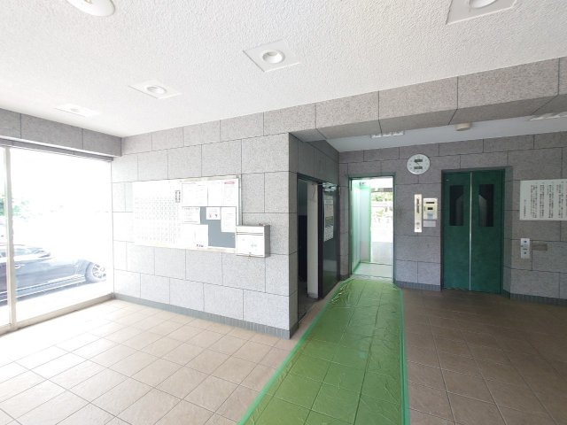 ◆室内リフォーム済みの美室◆８階南西向き住戸◆ＬＤＫ１８.２帖のゆったり２ＬＤＫ◆桂川ハイツ３号館のその他共用部分|エレベーター