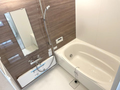 プラージュポインテ六ツ門の浴室|落ち着いた空間のお風呂です