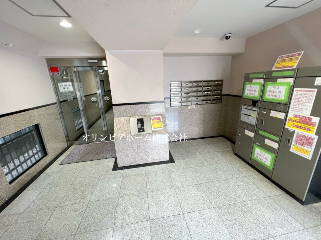 プレジャーガーデン木場弐番館　8‐9階　メゾネットタイプ　角　部屋のエントランス