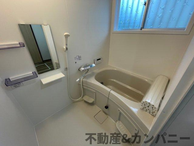 砥部町宮内の中古のおうち　伊予郡砥部町宮内中古戸建の浴室|一日の疲れを癒す浴室はゆったりサイズです