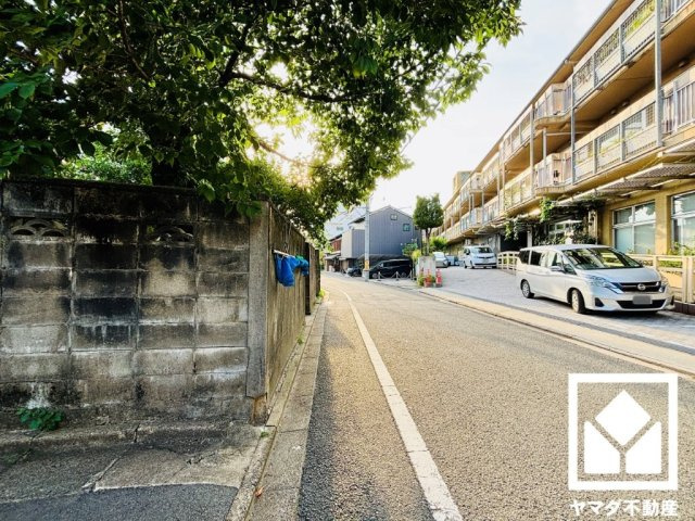 伏見区桃山町泰長老　B号地の前面道路含む現地写真
