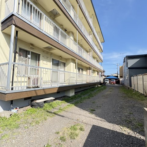 ハイツMTの駐車場