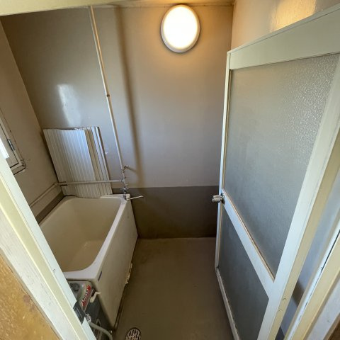 ハイツMTの浴室