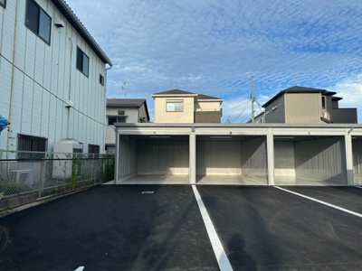 【外観】 | ライフワン池田シャッター付ガレージ