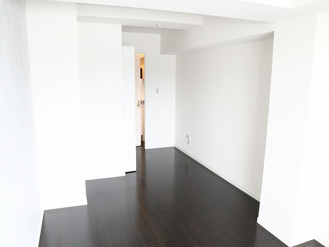【寝室】 | シャルム・ドゥ・プランドールⅡ | 使い勝手のいい寝室です