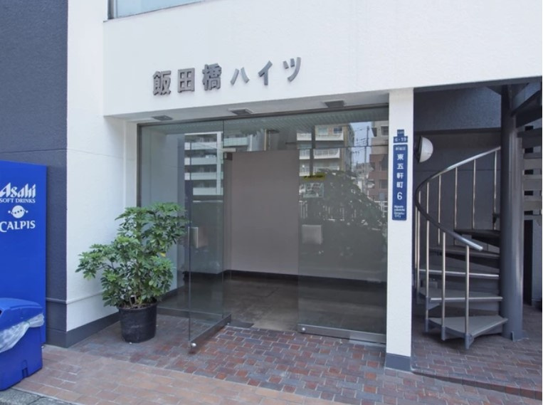 【エントランス】